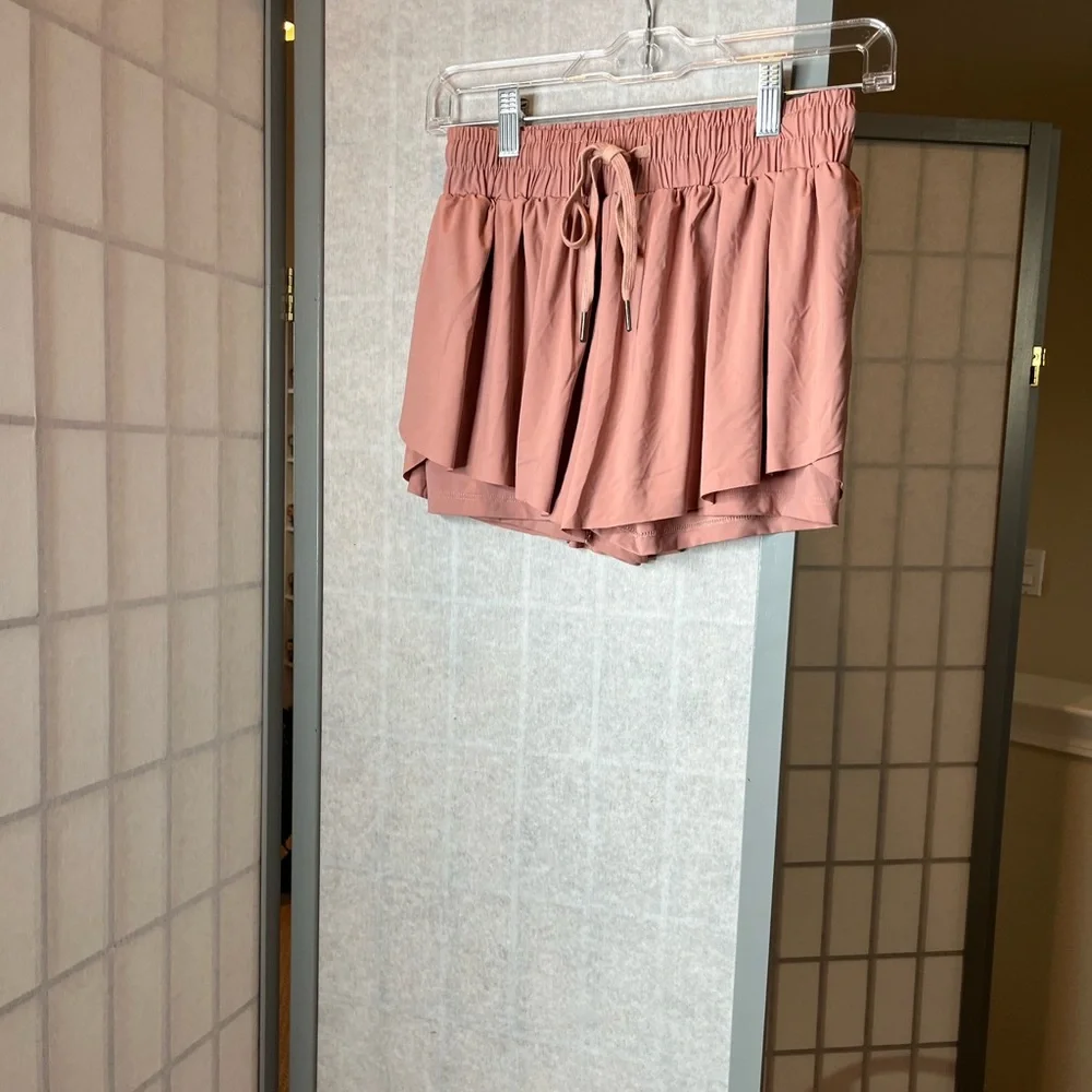 NWOT pink 3” lined athletic shorts
